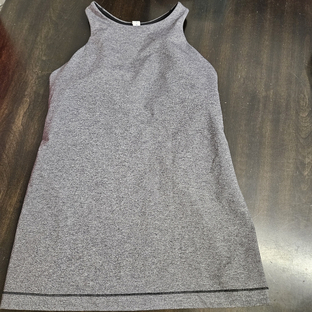 Lululemon Sleeveless Racerback Open Back Tank Top Heathered Gray Women's Size 8